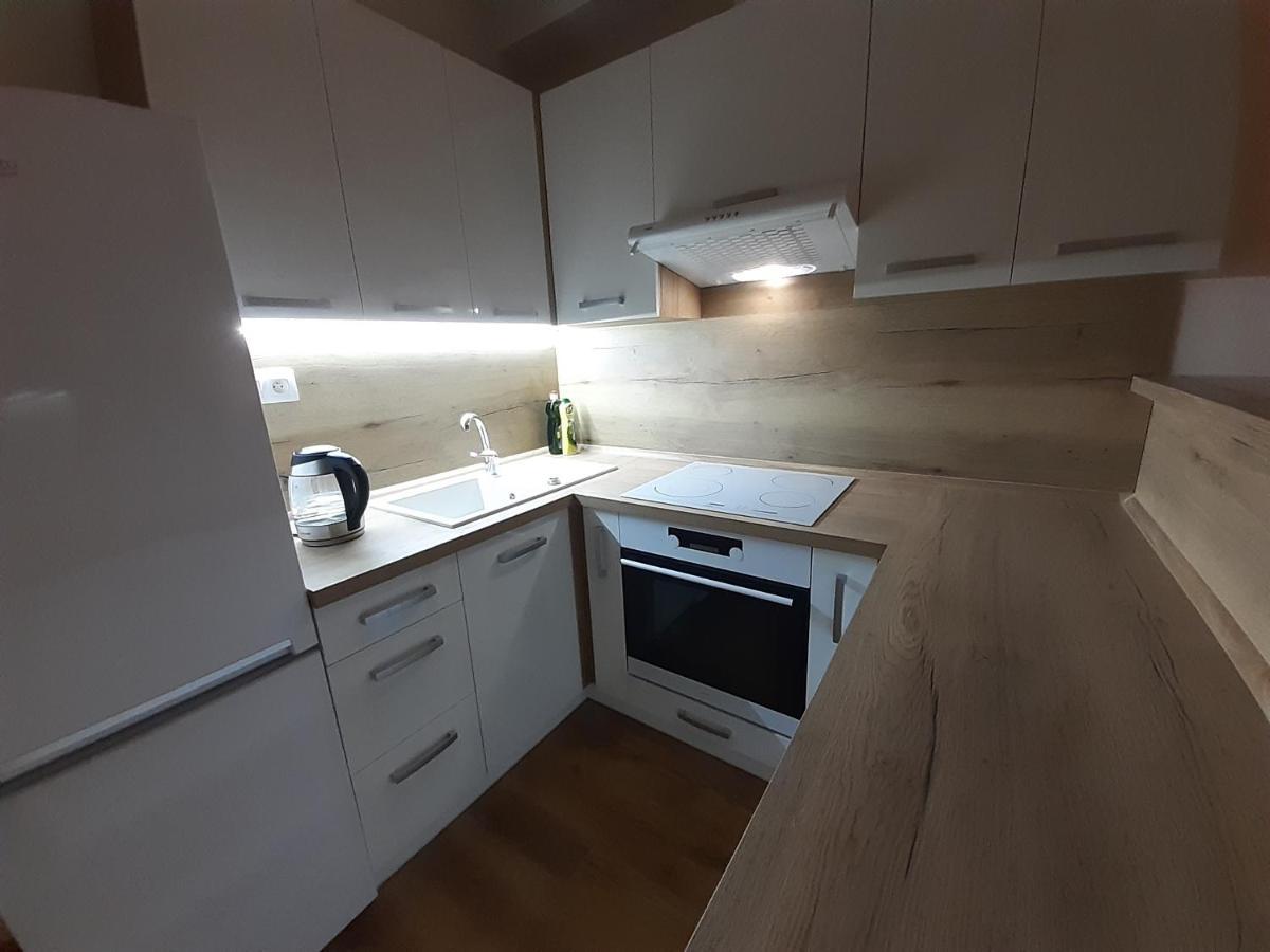 Ferienwohnung Entrez Radnica Košice Exterior foto